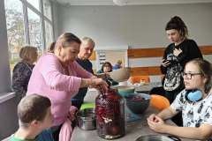 574572399_829158992840505_7974326594435496053_n